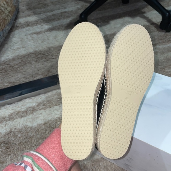 Givenchy NWT Women’s NEW Black Espadrilles size 35, NEVER WORN, perf condition - Picture 4 of 5